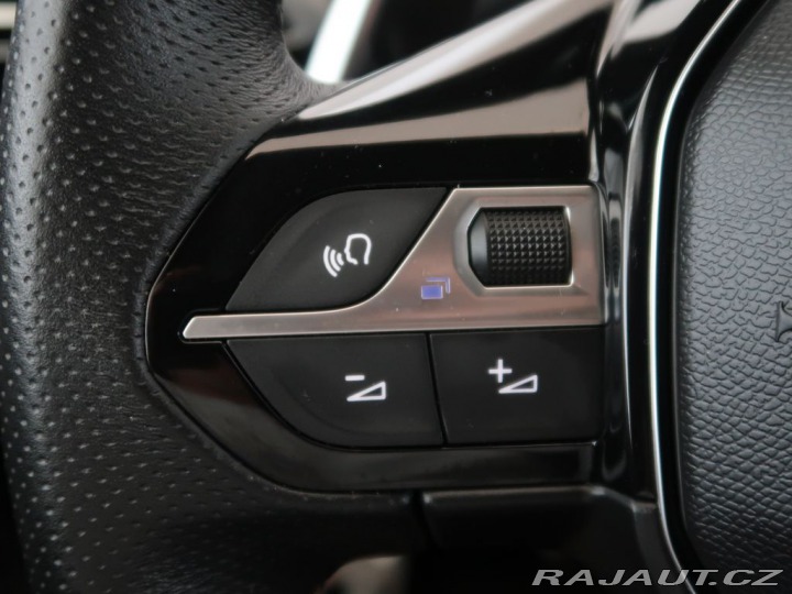 Peugeot 5008 1.2PureTech,96kW,AT,GT-Li 2023