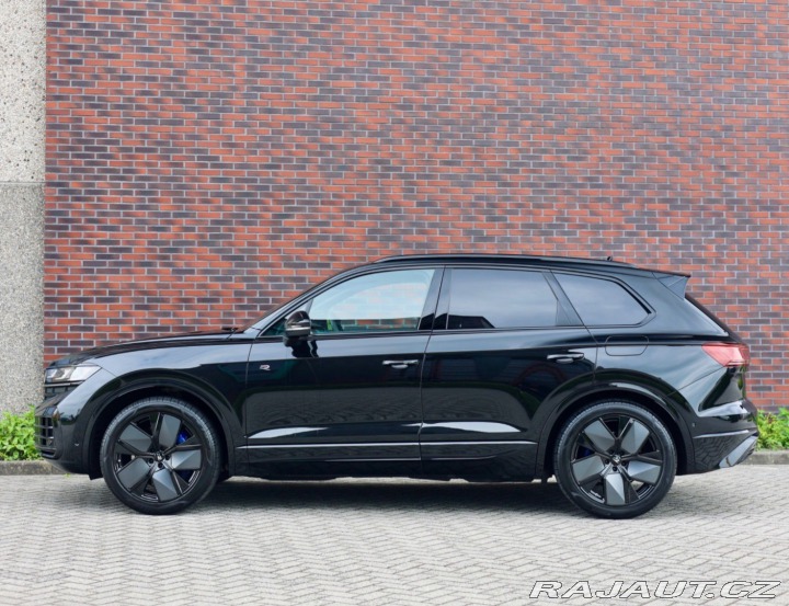 Volkswagen Touareg 3.0 TSI eHybrid 4Motion 2025