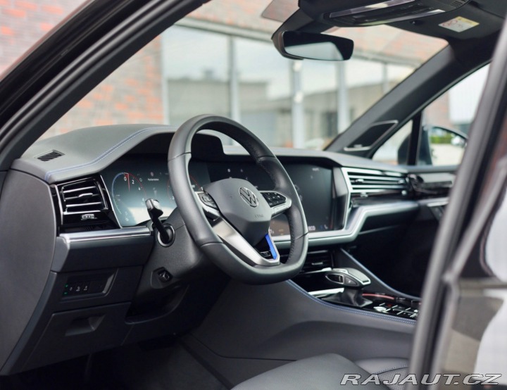 Volkswagen Touareg 3.0 TSI eHybrid 4Motion 2025