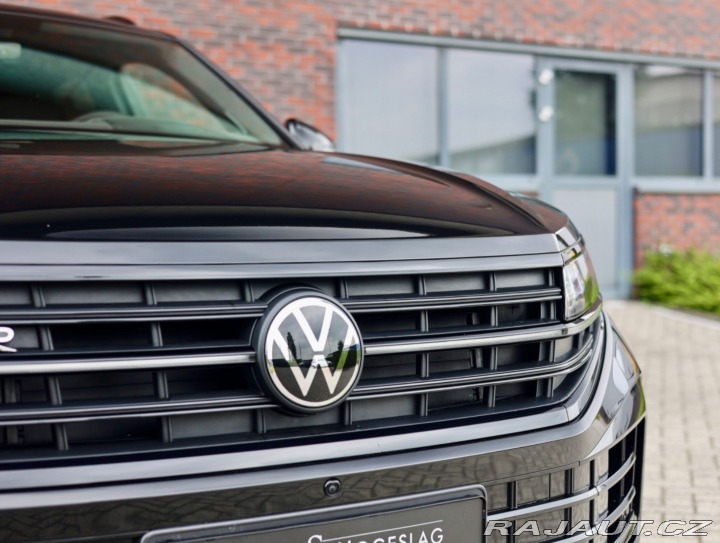 Volkswagen Touareg 3.0 TSI eHybrid 4Motion 2025