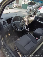 Toyota Corolla Verso 2003