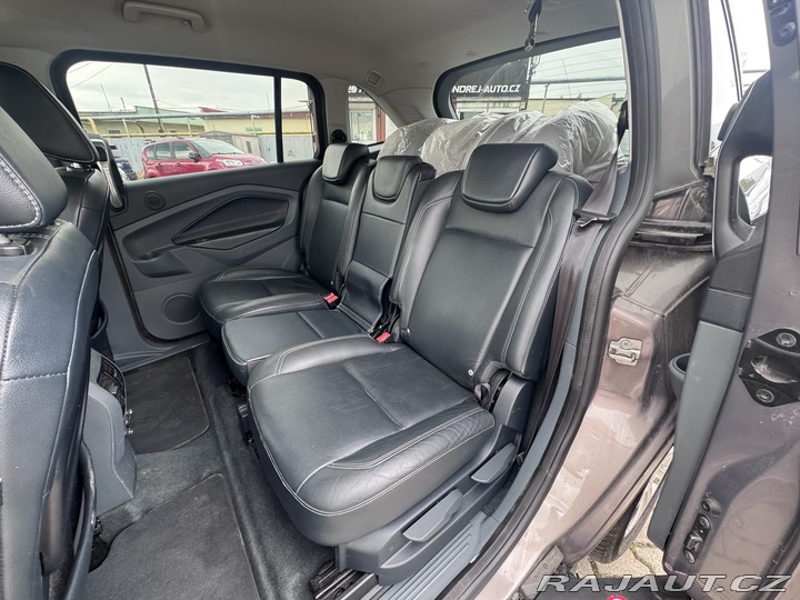 Ford Grand C-MAX 1,6 TDCI 85KW KAMERA KŮŽE 2012