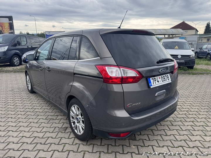 Ford Grand C-MAX 1,6 TDCI 85KW KAMERA KŮŽE 2012