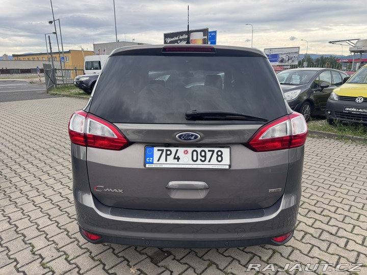 Ford Grand C-MAX 1,6 TDCI 85KW KAMERA KŮŽE 2012