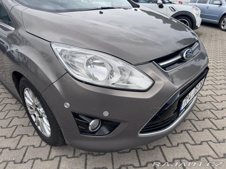 Ford Grand C-MAX 1,6 TDCI 85KW KAMERA KŮŽE 2012