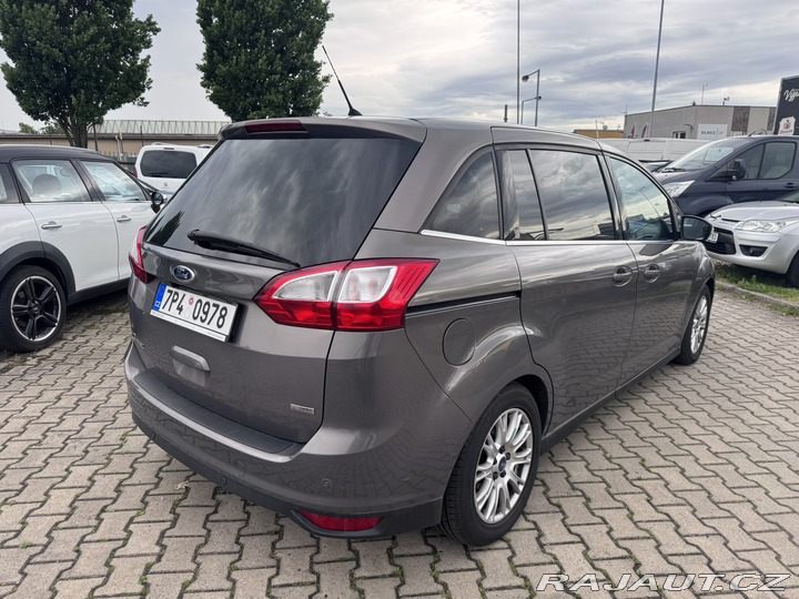 Ford Grand C-MAX 1,6 TDCI 85KW KAMERA KŮŽE 2012