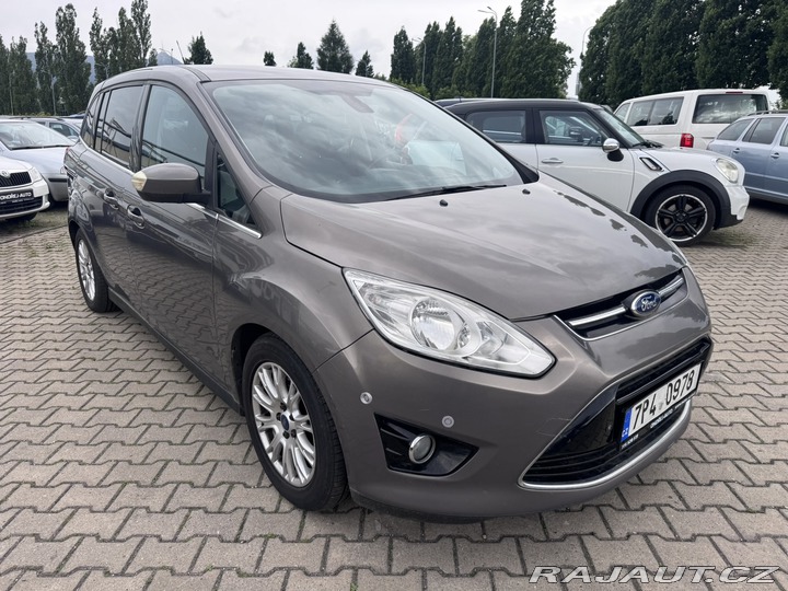 Ford Grand C-MAX 1,6 TDCI 85KW KAMERA KŮŽE 2012