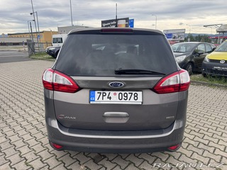 Ford Grand C-MAX 1,6 TDCI 85KW KAMERA KŮŽE 2012