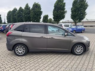 Ford Grand C-MAX 1,6 TDCI 85KW KAMERA KŮŽE 2012