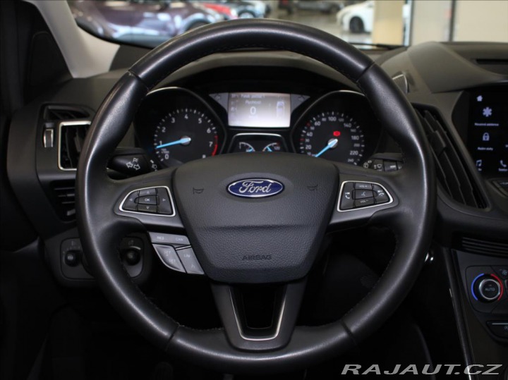 Ford Kuga 1,5 EB 110kW 54tkm. 1.maj 2019