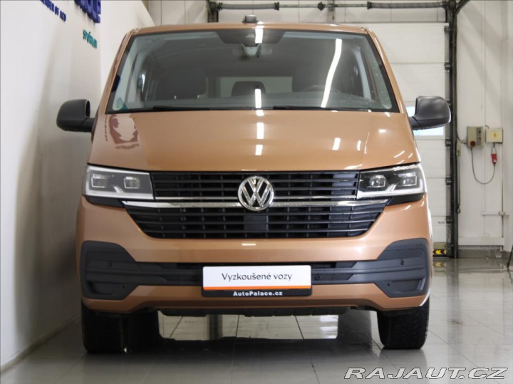 Volkswagen Transporter 2,0 TDi 110kW DR TZ 8-mís 2022