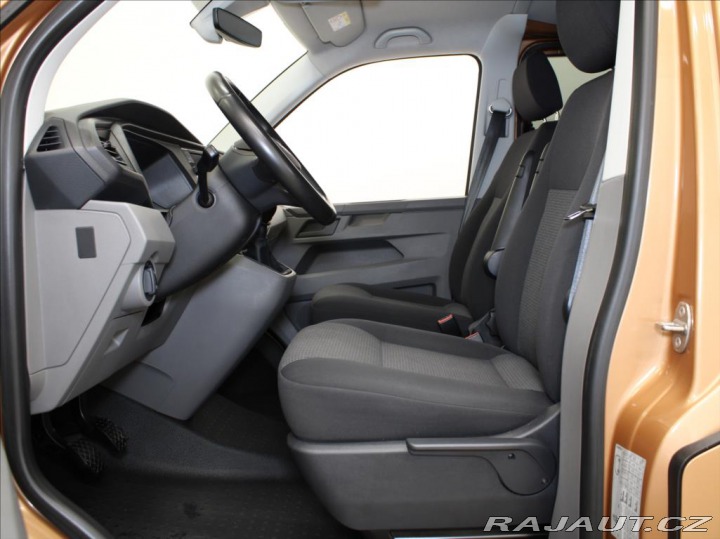 Volkswagen Transporter 2,0 TDi 110kW DR TZ 8-mís 2022