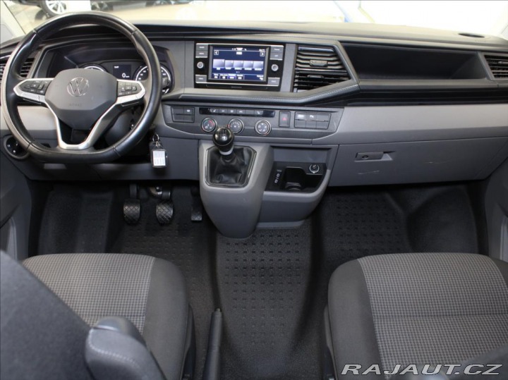 Volkswagen Transporter 2,0 TDi 110kW DR TZ 8-mís 2022