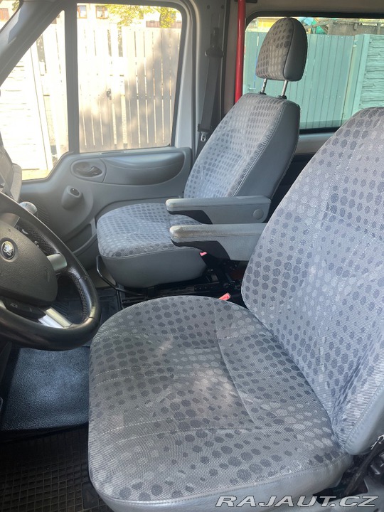 Ford Transit devět míst l3h2 2011