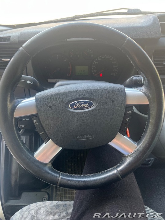 Ford Transit devět míst l3h2 2011