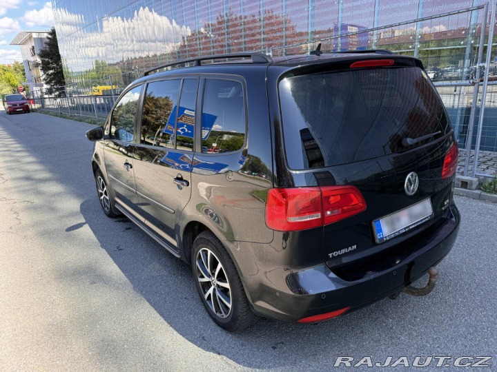 Volkswagen Touran 1,4 110 kW | CNG | Pano 2012