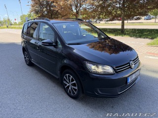 Volkswagen Touran 1,4 110 kW | CNG | Pano 2012