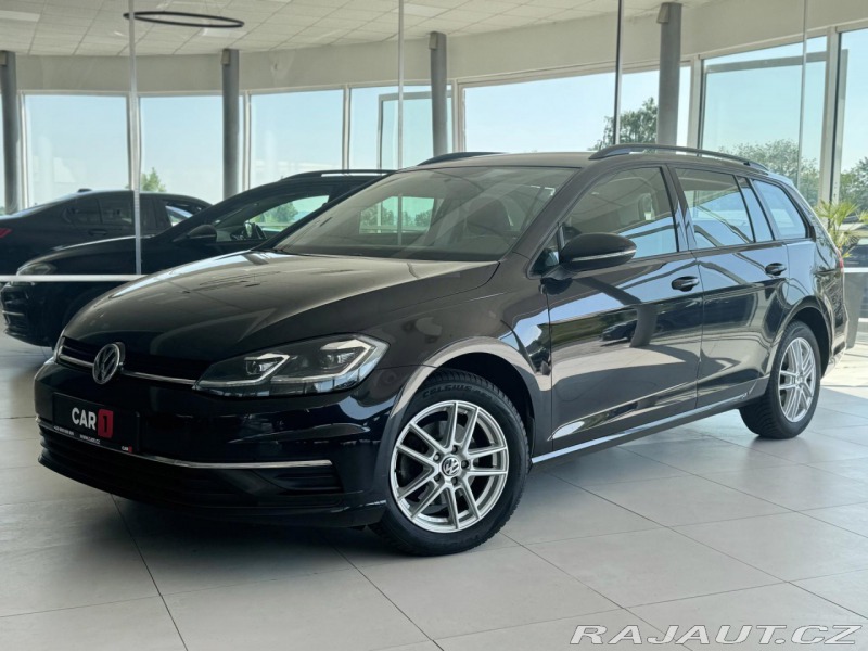 Volkswagen Golf 1,0TSI DSG*81kW*LED*Masáž