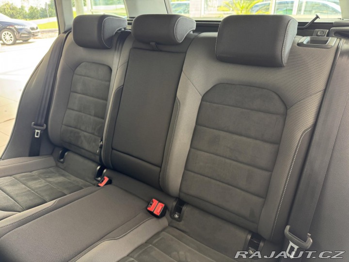 Volkswagen Golf 1,0TSI DSG*81kW*LED*Masáž 2017