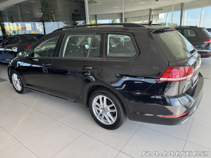 Volkswagen Golf 1,0TSI DSG*81kW*LED*Masáž 2017