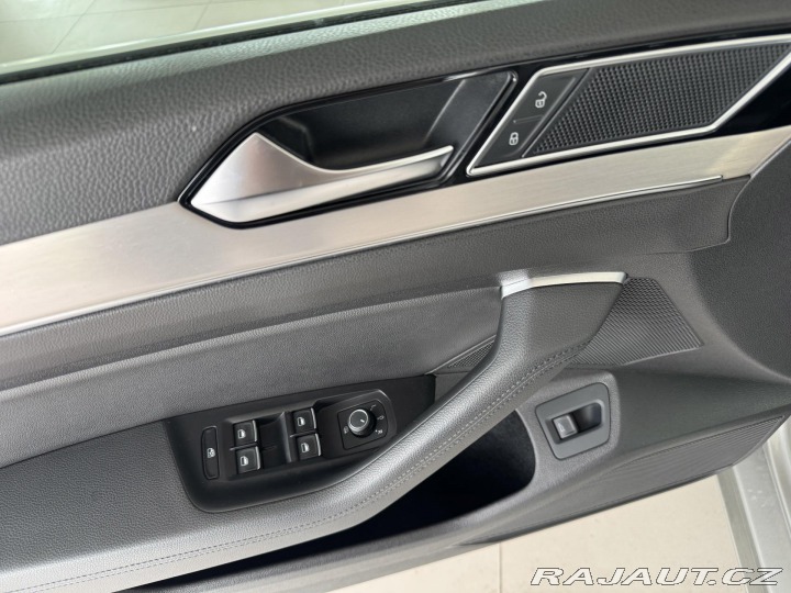 Volkswagen Passat 2,0TDI DSG*Highline*REZER 2015