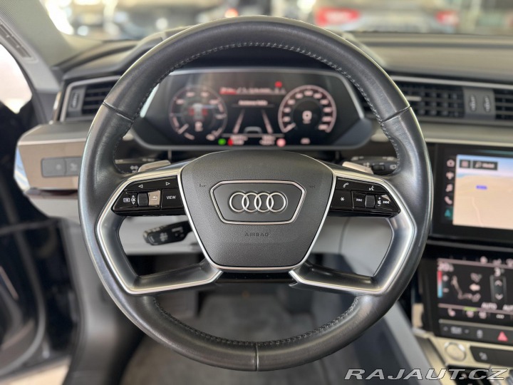 Audi e-tron 55 Quattro*300kW*REZERVAC 2021