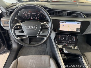 Audi e-tron 55 Quattro*300kW*NočníVid 2021
