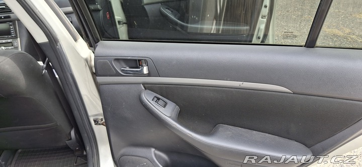 Toyota Avensis T25 2008