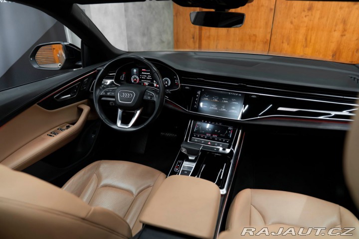 Audi Q8  2018