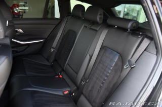BMW 3 320d xDrive M-SPORT 1M ČR 2023