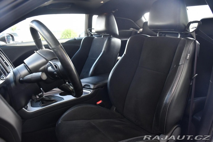 Dodge Challenger 5.7 V8 HEMI 2020