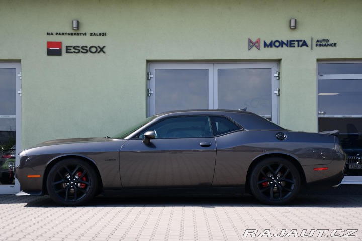 Dodge Challenger 5.7 V8 HEMI 2020