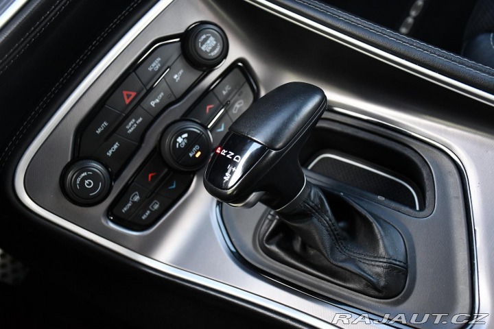 Dodge Challenger 5.7 V8 HEMI 2020