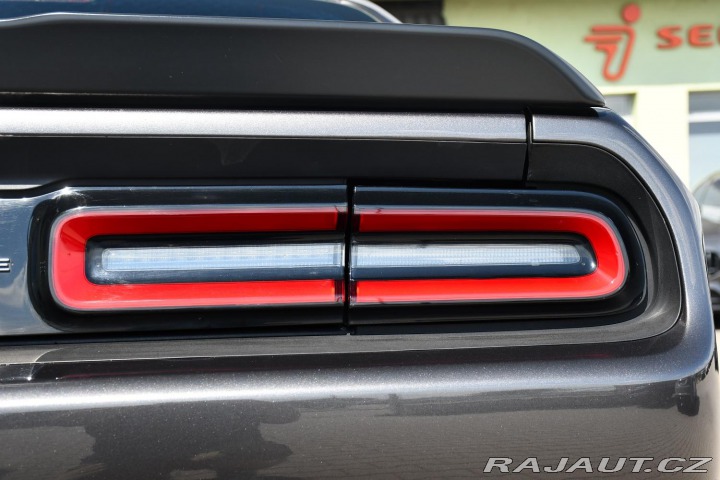 Dodge Challenger 5.7 V8 HEMI 2020
