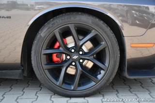 Dodge Challenger 5.7 V8 HEMI 2020