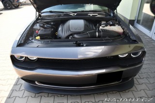 Dodge Challenger 5.7 V8 HEMI 2020