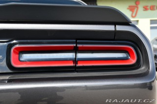 Dodge Challenger 5.7 V8 HEMI 2020