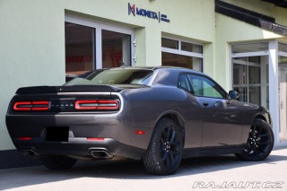 Dodge Challenger 5.7 V8 HEMI 2020