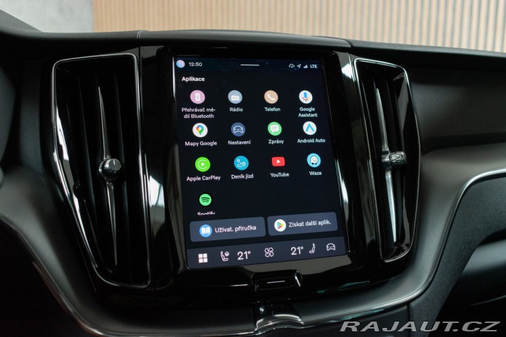 Volvo XC60 B4 CORE*REZERVACE* 2023