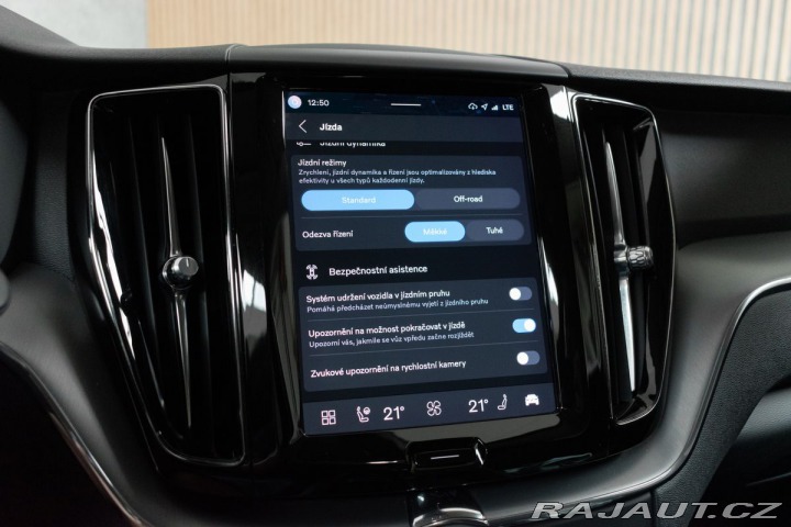 Volvo XC60 B4 CORE*REZERVACE* 2023