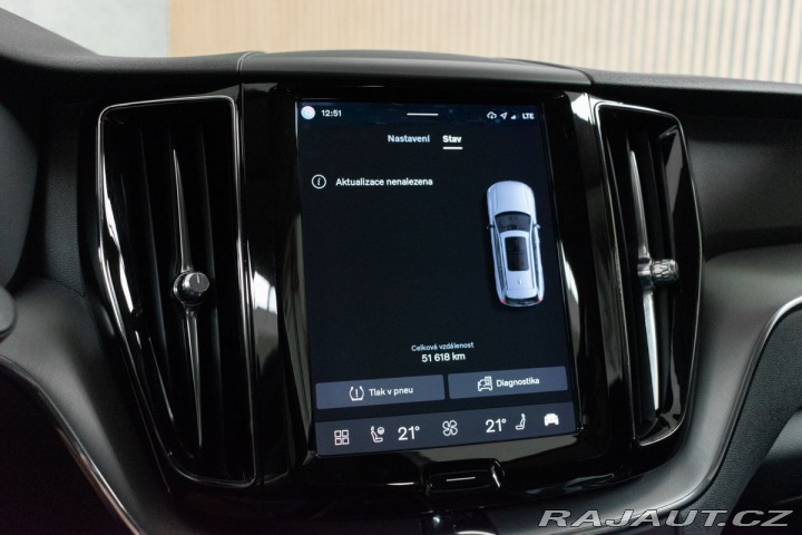 Volvo XC60 B4 CORE*REZERVACE* 2023