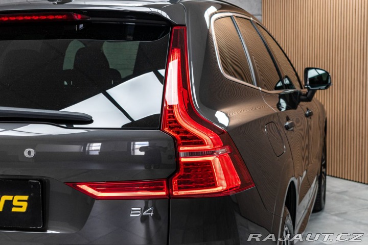 Volvo XC60 B4 CORE*REZERVACE* 2023