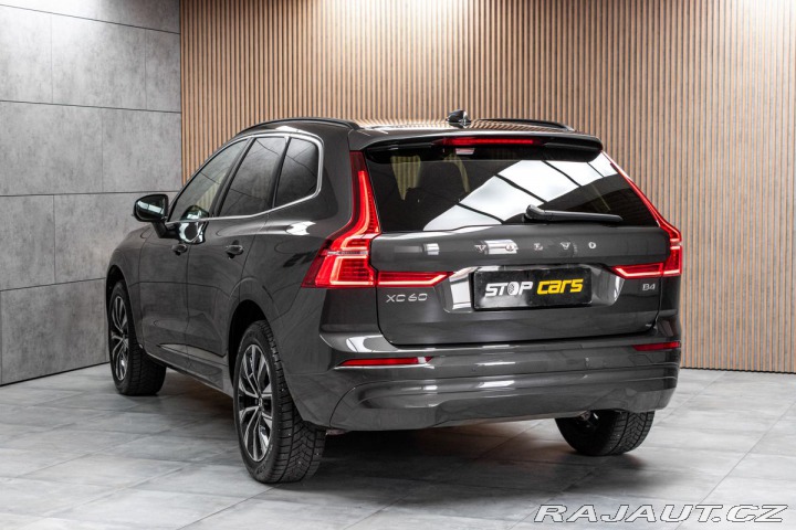 Volvo XC60 B4 CORE*REZERVACE* 2023