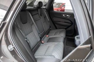 Volvo XC60 B4 CORE*KAMERA*DPH*ČR 1.M 2023