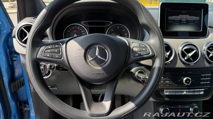 Mercedes-Benz B 200d 100kW REZERVOVANO 2015