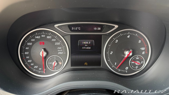 Mercedes-Benz B 200d 100kW REZERVOVANO 2015