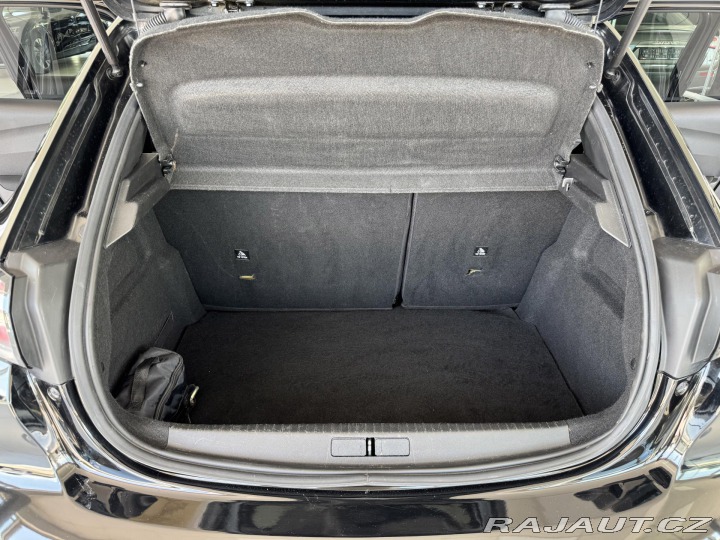 Peugeot 208 1,2PT*LED*Tempomat*PDC*DP 2021