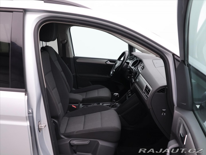 Volkswagen Touran 1,6 TDI 81kW DSG 7-Míst T 2016