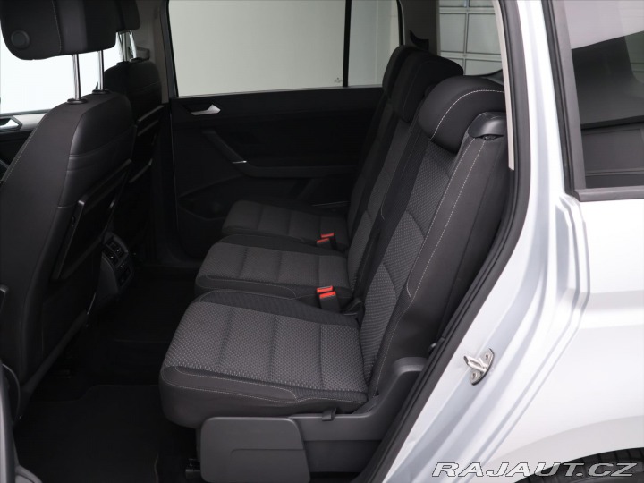 Volkswagen Touran 1,6 TDI 81kW DSG 7-Míst T 2016