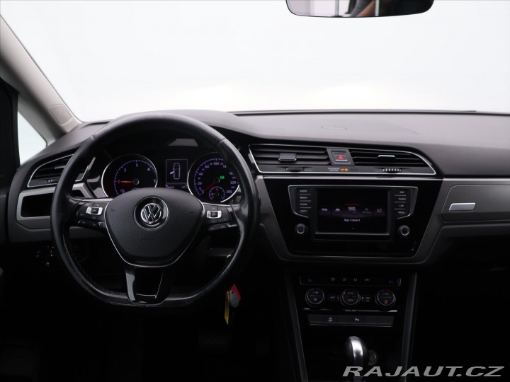Volkswagen Touran 1,6 TDI 81kW DSG 7-Míst T 2016